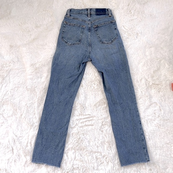 Ankle straight leg Jean | high rise | Abercrombie and Fitch | size 24 - Picture 2 of 3